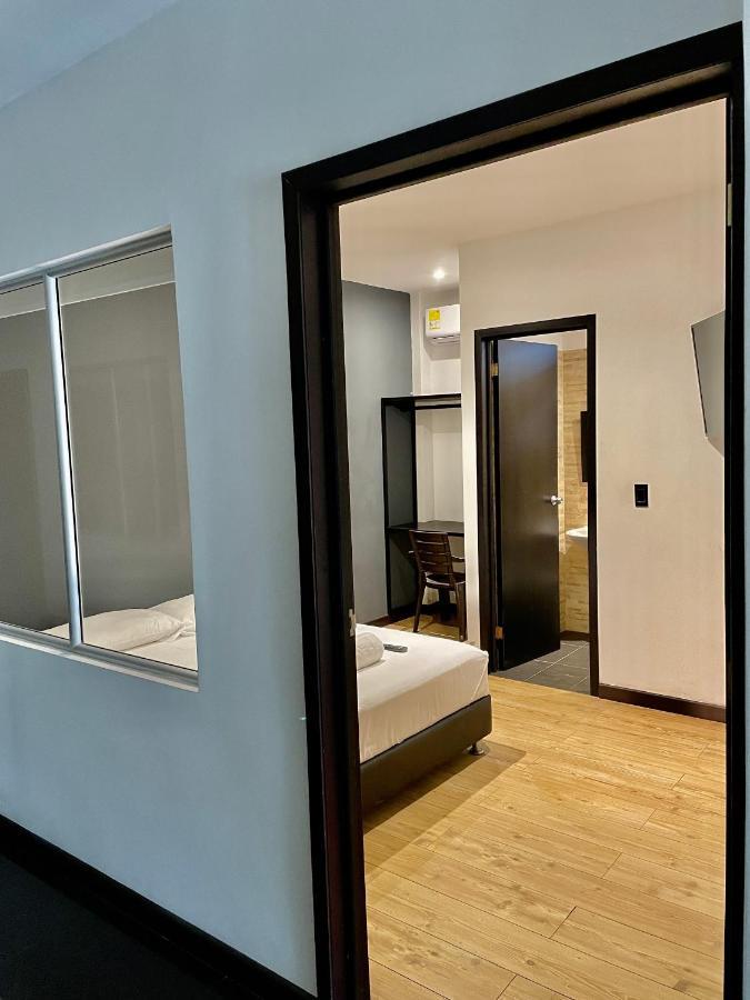 Zugi Inn Hotel Leticia Extérieur photo
